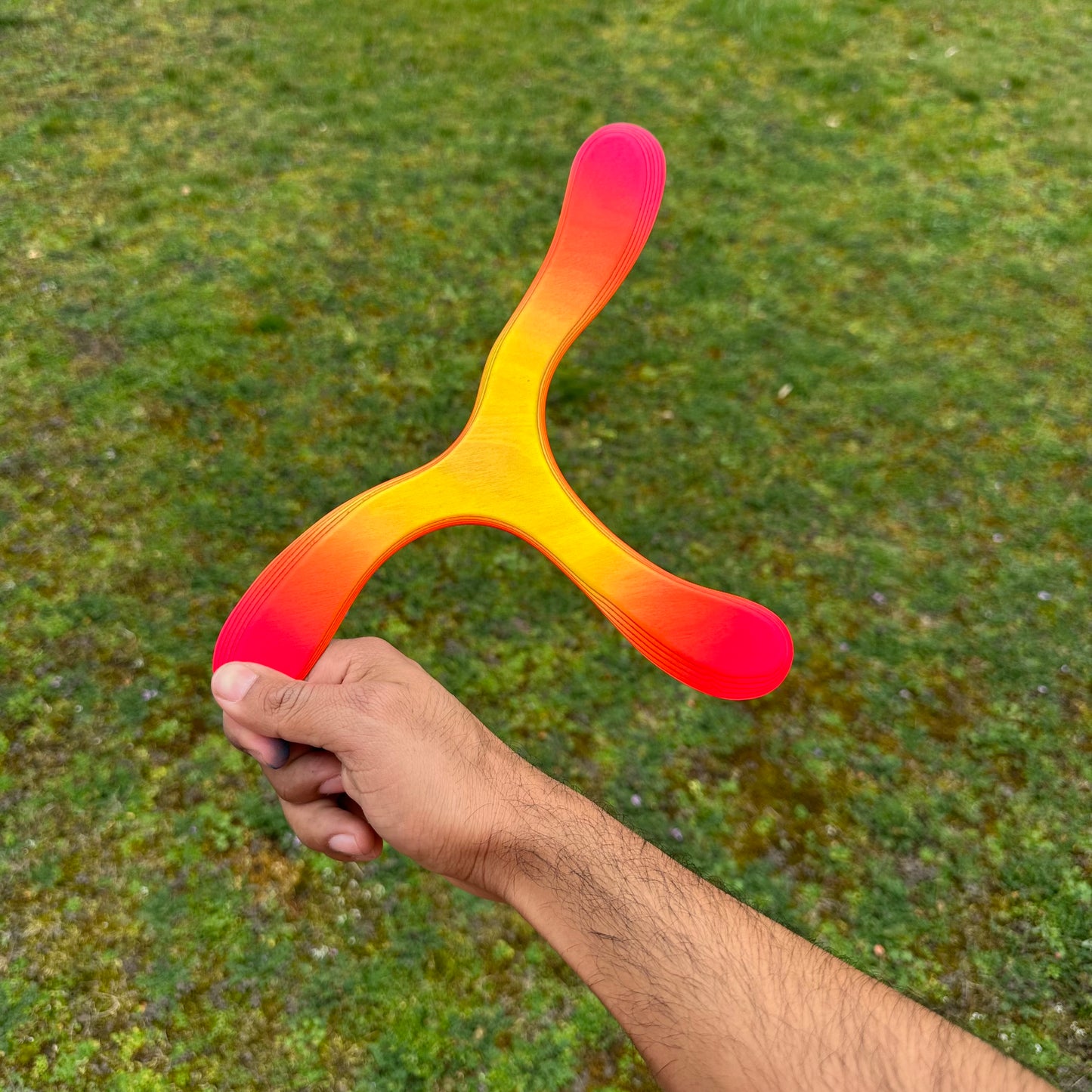 The Fluid Boomerang
